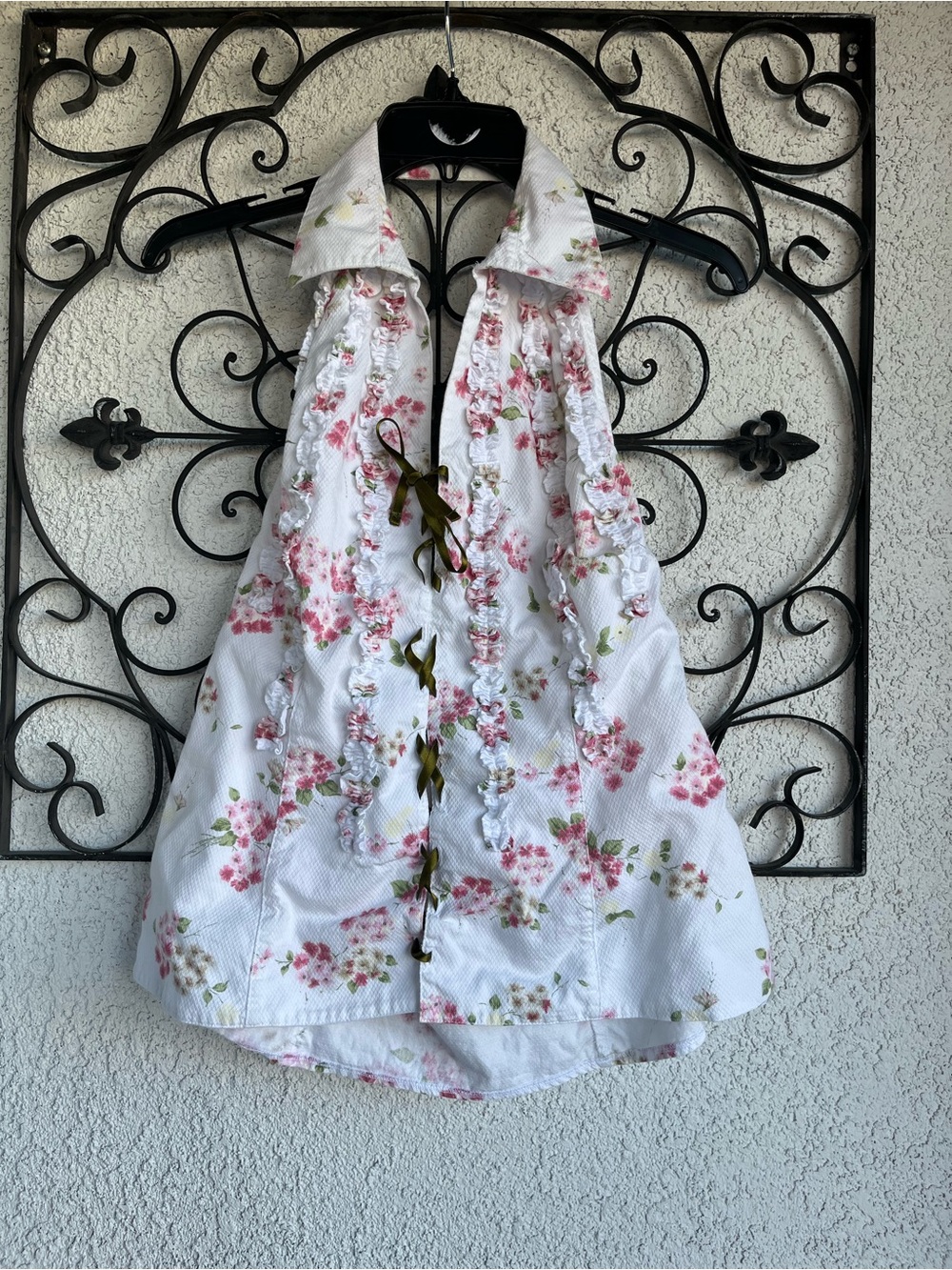 Anne Fontaine White Floral lace up collard halter top
